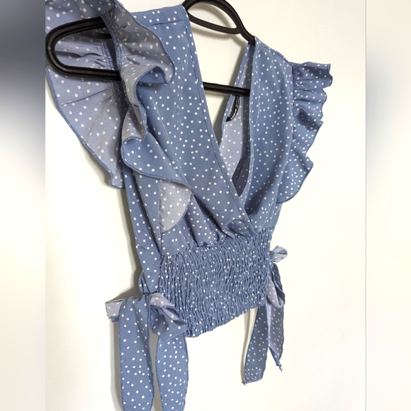 SHEIN Ruffle Armhole Shirred Hem Polka-dot Top - Picture 2 of 4